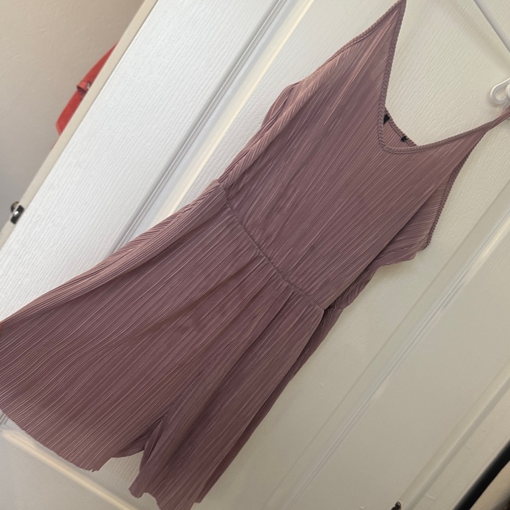 Purple Sleeveless Pleated Dress